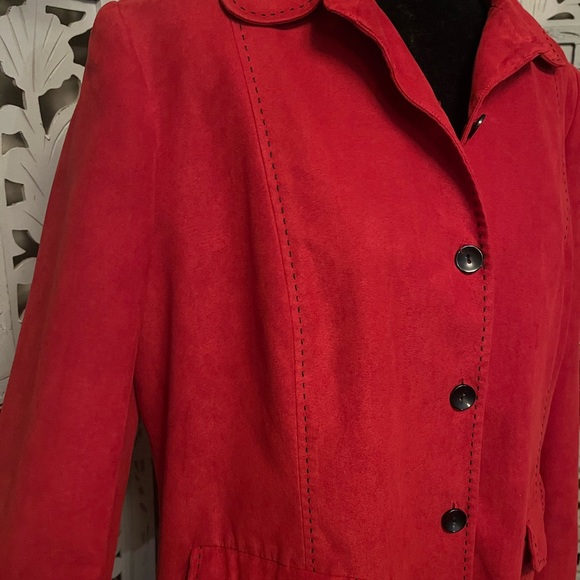 VINTAGE ALFRED DUNNER FASHIONABLE FAUX RED SUEDE BUTTON UP LONG SLEEVE JACKET - Picture 6 of 12